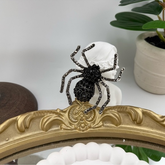 Black Crystal Spider Brooch – Statement Gothic Pin - Picture 1 of 6